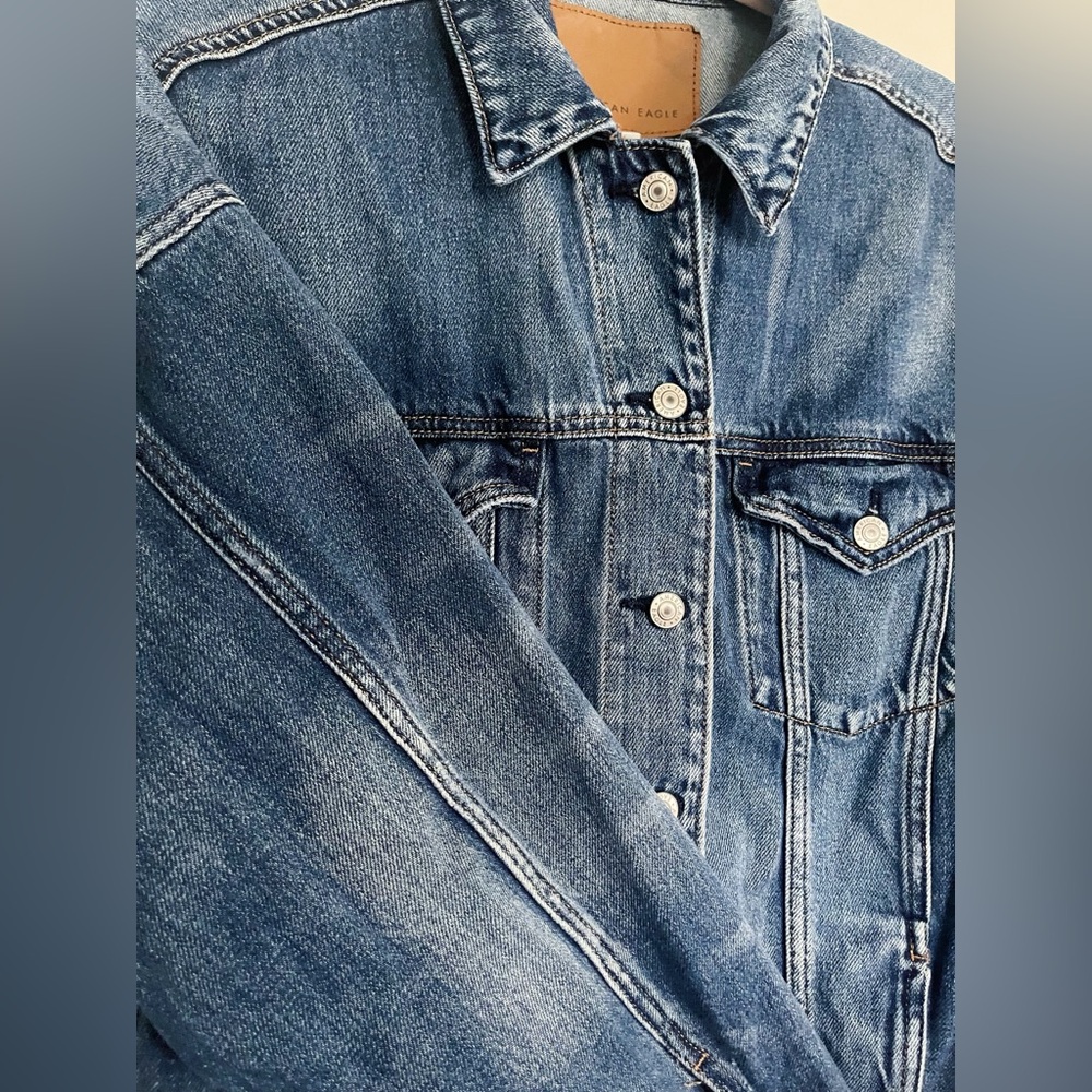 Distressed Denim Jacket - Picture 4 of 9
